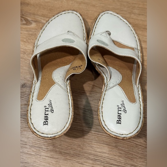 NEW Vintage Born Drilles White Cork Wedge Sandal Size 8 - Picture 4 of 8